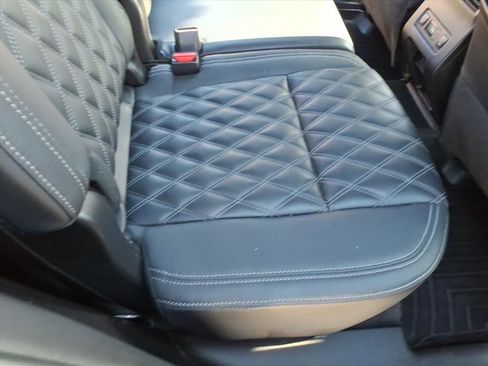 Used 2023 Mitsubishi Outlander SEL Black Edition image 18