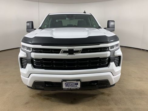 Used 2023 Chevrolet Silverado 1500 RST AWD/4WD image 3