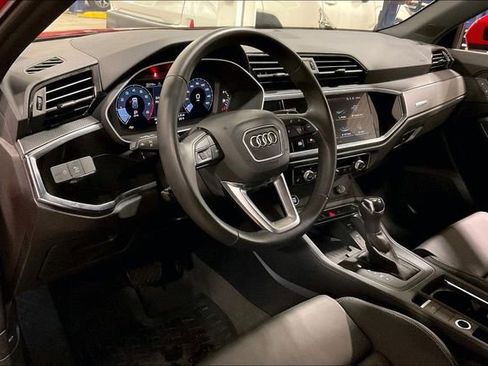 Certified 2025 Audi Q3 2.0T Premium w/ Convenience Package image 14