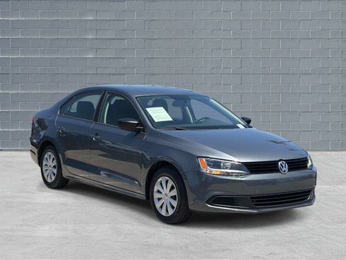 Used 2014 Volkswagen Jetta S FWD image 1