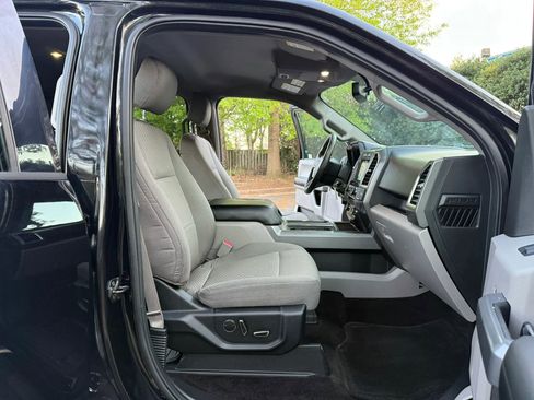 Used 2016 Ford F150 XLT w/ Equipment Group 302A Luxury image 18