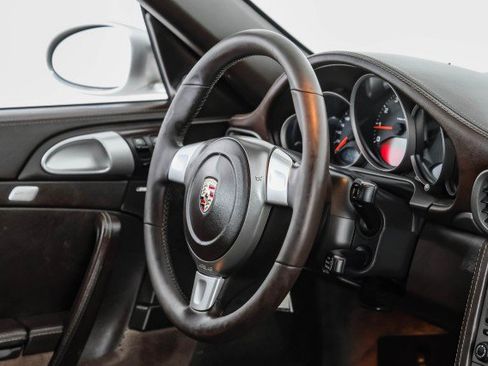 Used 2006 Porsche 911 Cabriolet image 11