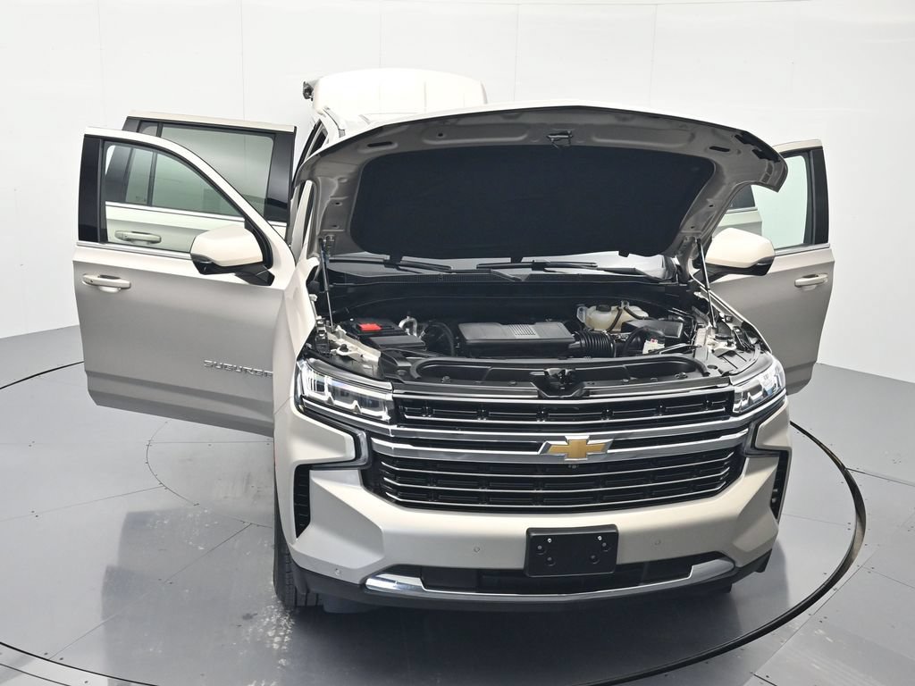 Certified 2024 Chevrolet Suburban LT w/ LT Signature Plus Package AWD/4WD image 48