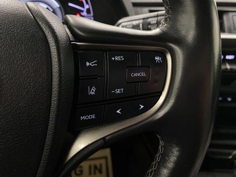 Used 2020 Lexus UX 250h w/ Premium Package image 16