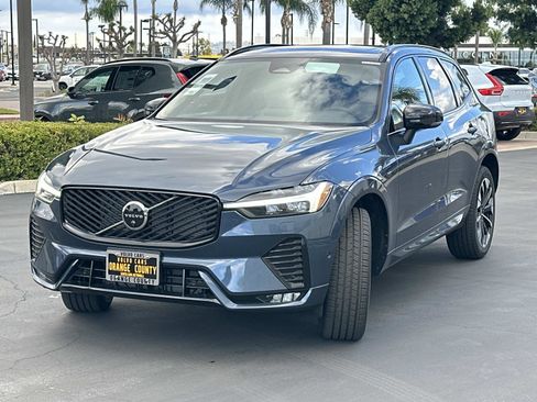New 2026 Volvo XC60 B5 Plus w/ Climate Package PRO image 6