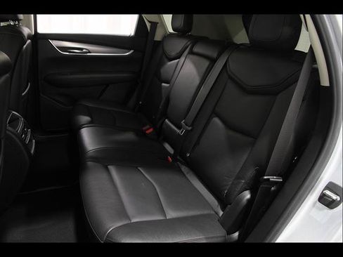 Used 2019 Cadillac XT5 Luxury FWD image 20
