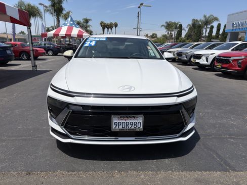 Used 2024 Hyundai Sonata SEL FWD image 3