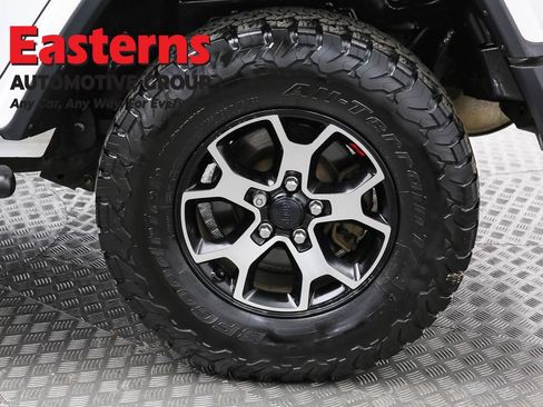 Used 2020 Jeep Wrangler Unlimited Rubicon w/ LED Lighting Group AWD/4WD image 36