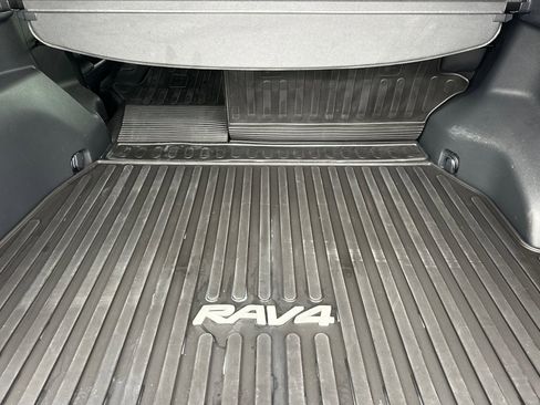 Used 2023 Toyota RAV4 XSE image 17