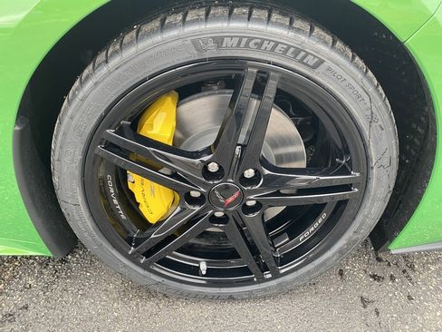 New 2026 Chevrolet Corvette Stingray Premium Cpe w/ Z51 Performance Package image 25