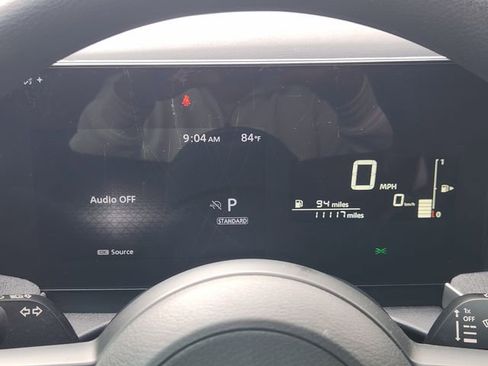 Used 2025 Nissan Kicks SV FWD image 11