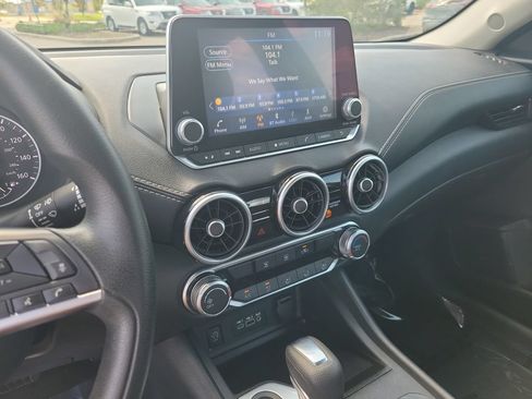 Certified 2024 Nissan Sentra SV FWD image 23