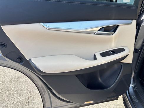 Used 2019 INFINITI QX50 Luxe w/ Navigation Package FWD image 31