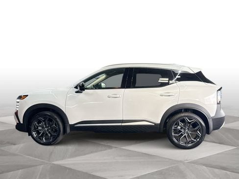 Used 2026 Nissan Kicks SR w/ SR Premium Package AWD/4WD image 5