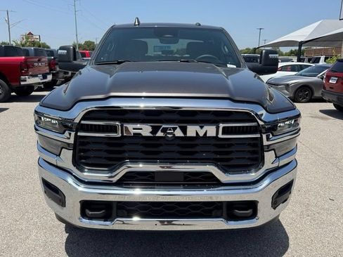 Used 2026 RAM 2500 Big Horn AWD/4WD image 2