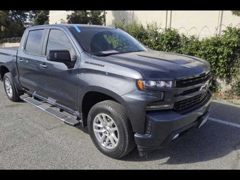 Used 2021 Chevrolet Silverado 1500 RST w/ Bed Protection Package RWD image 2