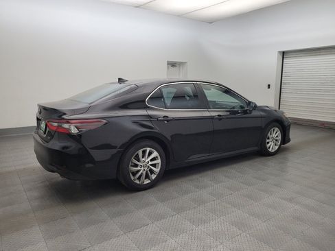 Used 2022 Toyota Camry LE FWD image 10
