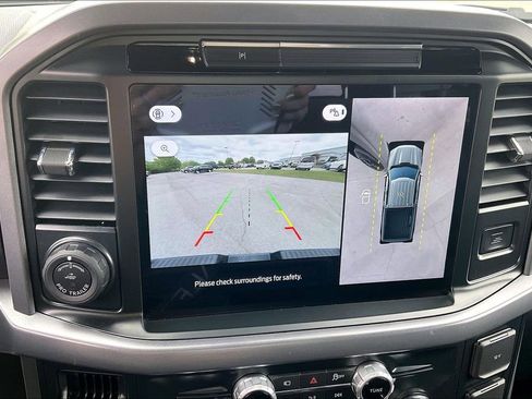 Used 2025 Ford F150 XLT w/ Equipment Group 302A MID image 21