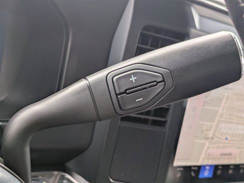 New 2025 Ford F250 Lariat w/ Black Appearance Package image 32