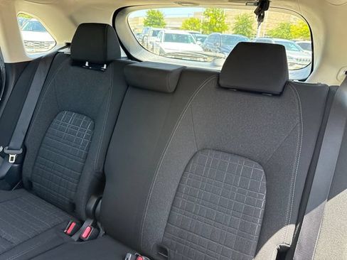 Used 2025 Honda HR-V LX image 27