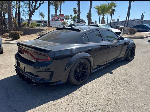 Used 2023 Dodge Charger Scat Pack RWD image 5