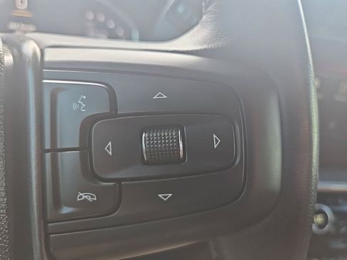 Used 2025 GMC Sierra 3500 Denali Ultimate AWD/4WD image 17