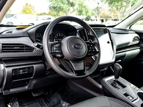 Used 2024 Subaru Crosstrek 2.0i Premium image 15