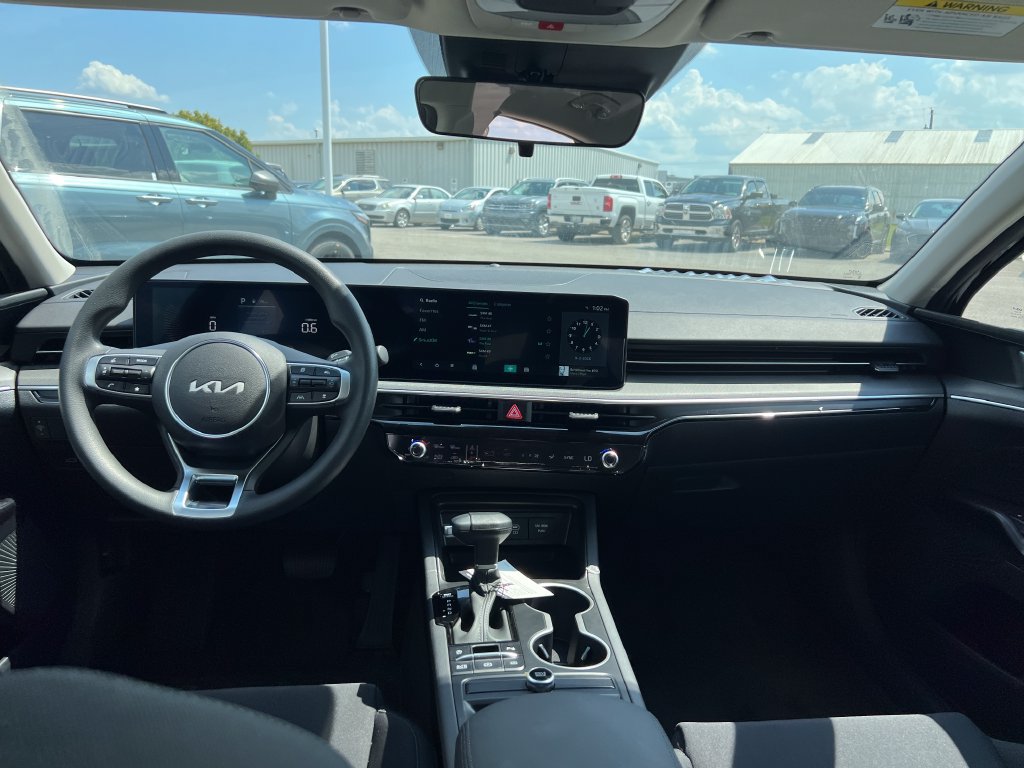 New 2026 Kia K5 LXS FWD image 15