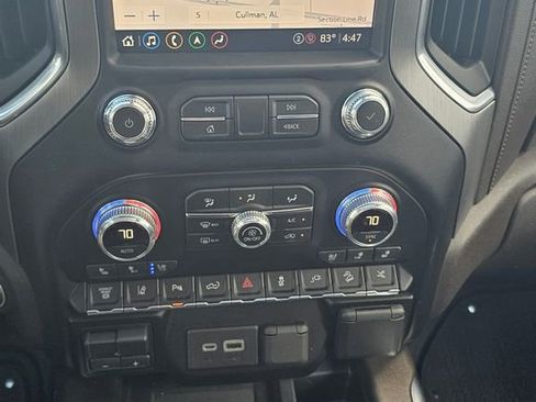 Used 2021 GMC Sierra 2500 Denali w/ Denali Ultimate Package AWD/4WD image 12