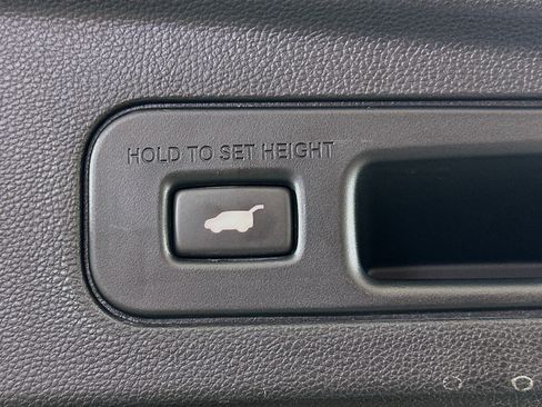 Used 2023 Acura MDX SH-AWD w/ Technology Package image 33