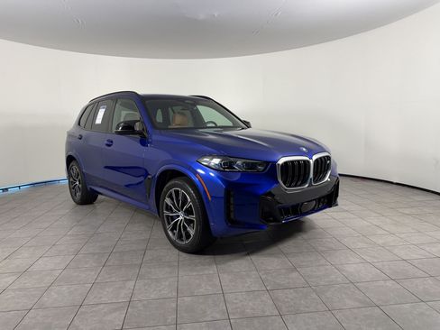 Certified 2025 BMW X5 M60i w/ Climate Comfort Package AWD/4WD image 7