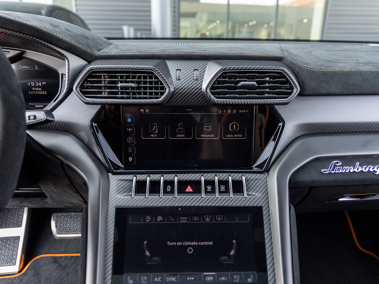 Used 2023 Lamborghini Urus Performante AWD/4WD image 37
