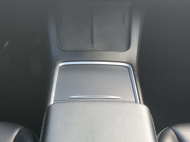 Used 2022 Tesla Model Y Long Range AWD/4WD image 18