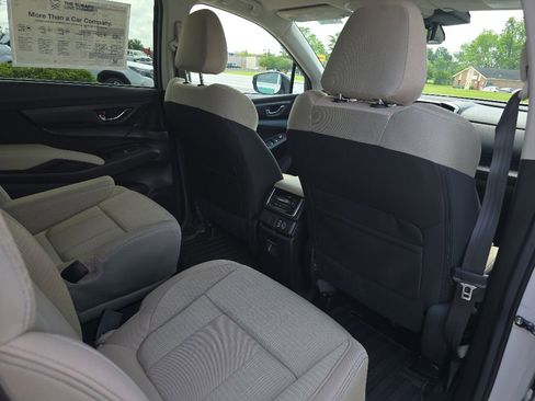 Used 2025 Subaru Ascent Premium AWD/4WD image 33