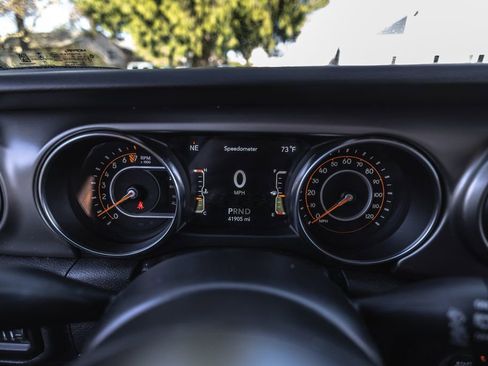 Used 2021 Jeep Wrangler Unlimited Sport image 12