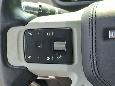 Used 2022 Land Rover Defender 110 X-Dynamic HSE image 21