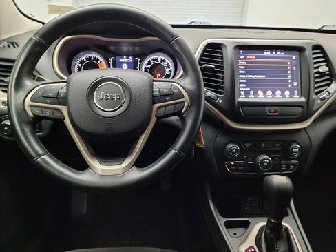 Used 2016 Jeep Cherokee Latitude image 22