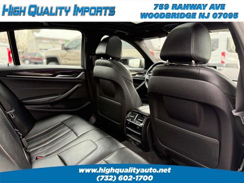 Used 2017 BMW 530i xDrive AWD/4WD image 40
