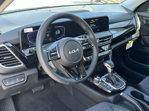 New 2026 Kia Seltos S image 18
