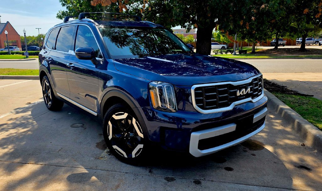 Used 2024 Kia Telluride S w/ S Sunroof Package AWD/4WD image 2