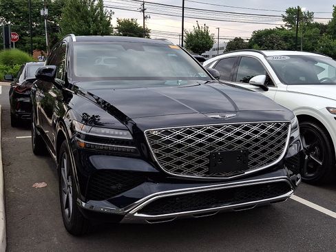 Certified 2026 Genesis GV80 2.5T Advanced AWD/4WD image 2