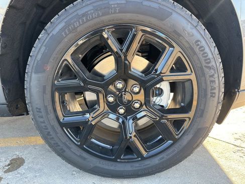 New 2026 Ford Maverick Lariat w/ Black Appearance Package image 35