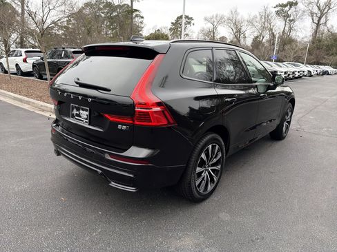 Certified 2025 Volvo XC60 B5 Plus image 10
