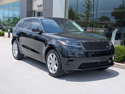Used 2025 Land Rover Range Rover Velar S AWD/4WD image 9