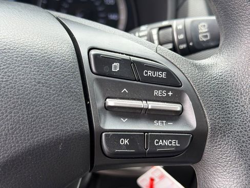 Used 2019 Hyundai Kona SE FWD image 25