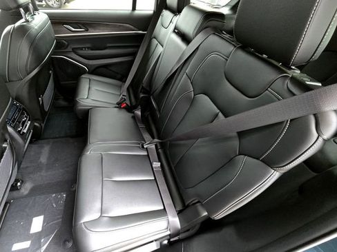New 2026 Jeep Grand Cherokee L Limited AWD/4WD image 20