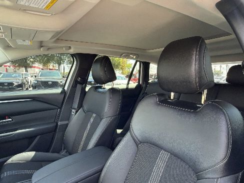 Used 2025 MAZDA CX-50 AWD 2.5 S w/ Weather Package image 29