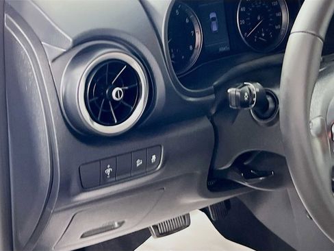 Used 2023 Hyundai Kona SEL w/ Convenience Package image 10