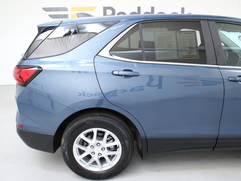 Certified 2024 Chevrolet Equinox LT w/ LPO, Floor Liner Package FWD image 10