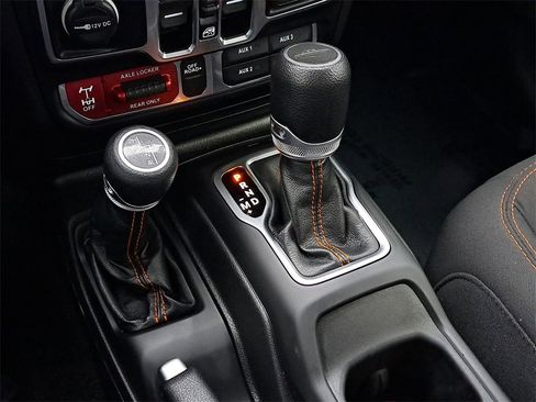 Used 2023 Jeep Gladiator Mojave w/ Trailer Tow Package image 16